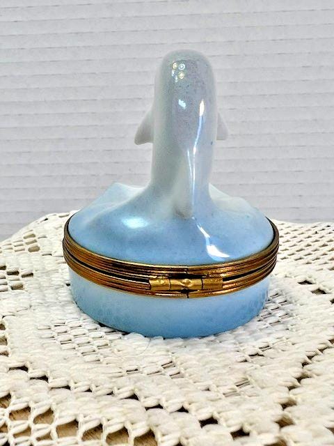 Limoges playful dolphin porcelain trinket box, peint main (retired)