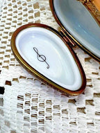 Limoges france mandolin porcelain trinket box, peint main