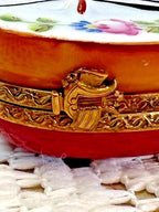 Limoges france mandolin porcelain trinket box, peint main