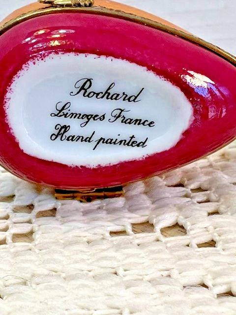 Limoges france mandolin porcelain trinket box, peint main