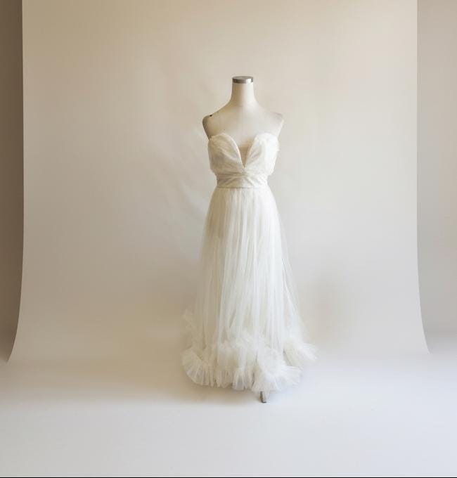 Nasty Gal Ivory Strapless Plunge Neck Tulle Dress