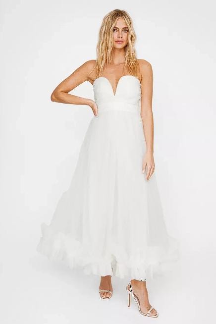 Nasty Gal Ivory Strapless Plunge Neck Tulle Dress