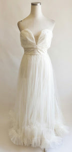 Nasty Gal Ivory Strapless Plunge Neck Tulle Dress