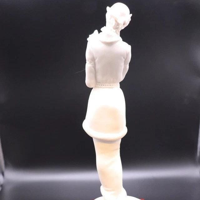 Giuseppe armani "lady with dog" figurine 0421f | florence italy porcelain sculpture