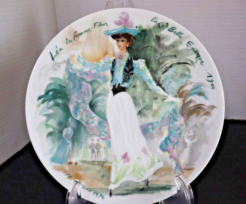 Léa la Femme Fleur Plate: Antique Limoges Porcelain, Hand Painted