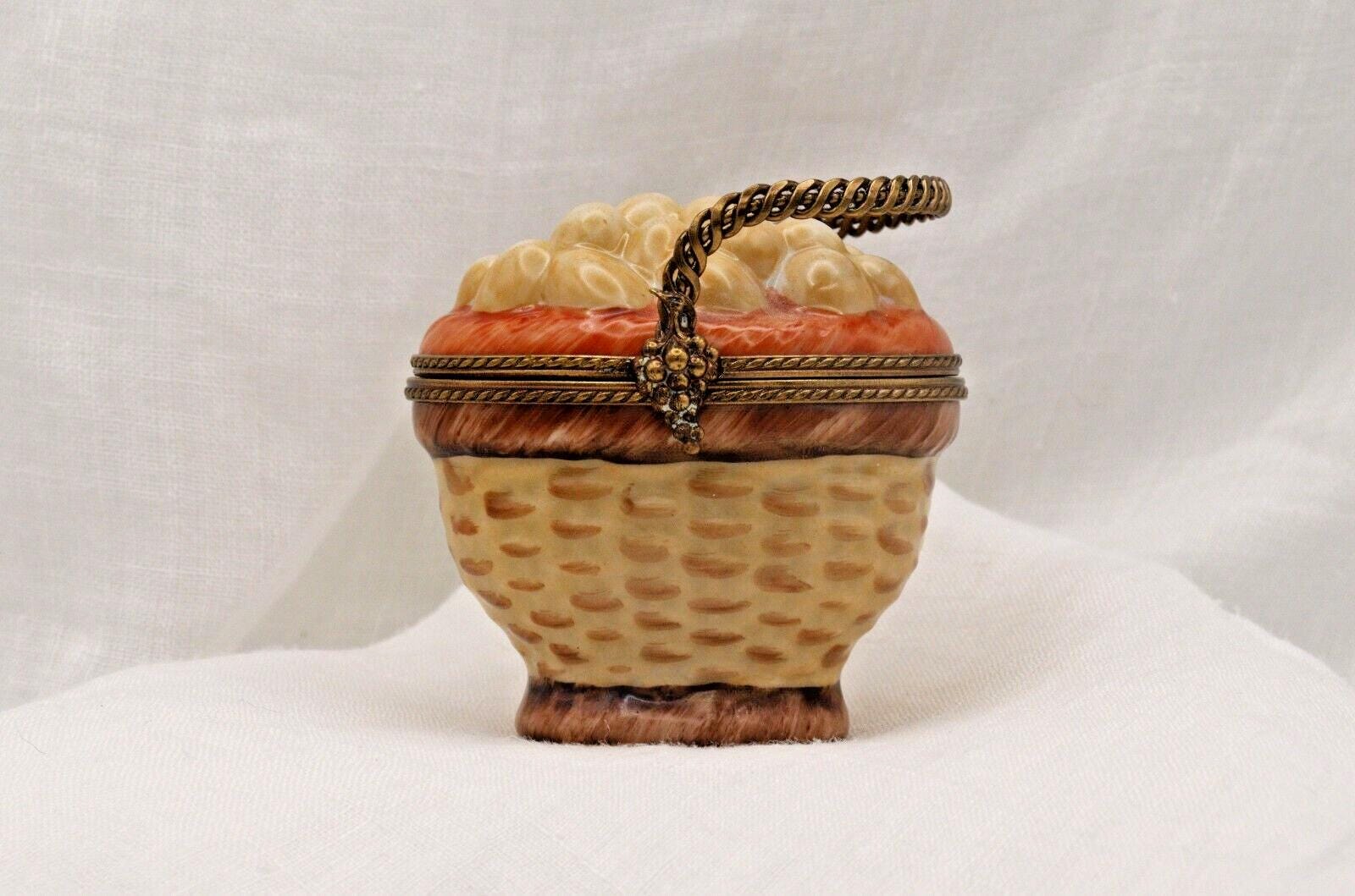Limoges France Peint Main Egg Basket Trinket Box Hand Painted Porcelain