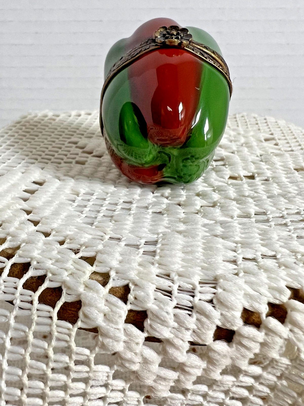Limoges - Ripening Red Pepper trinket box - signed
