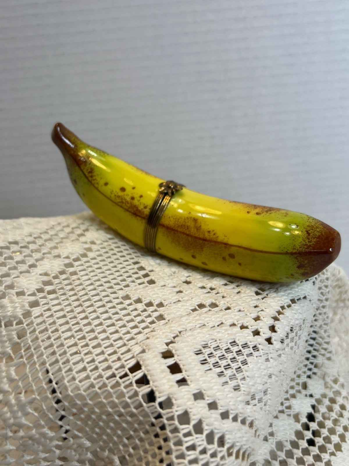 Chamart Limoges " Large ripe Banana"