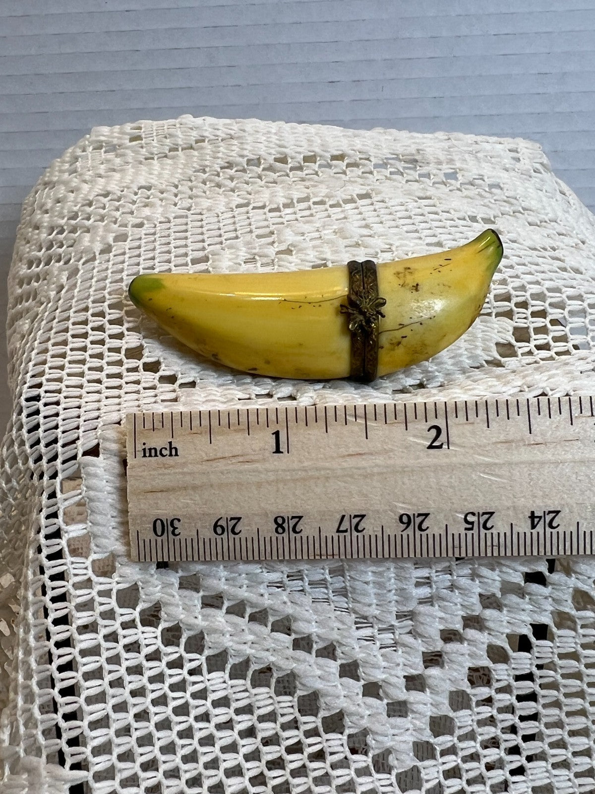 Limoges " Medium Banana" - Signed