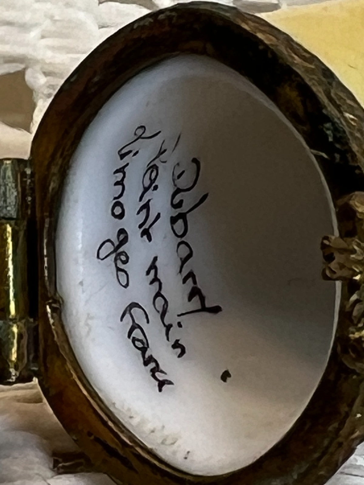 Limoges " Medium Banana" - Signed
