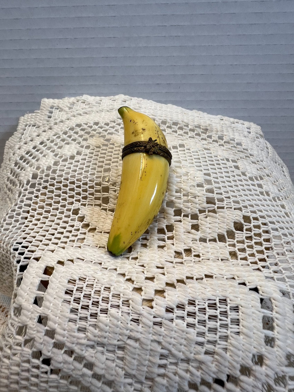 Limoges " Medium Banana" - Signed