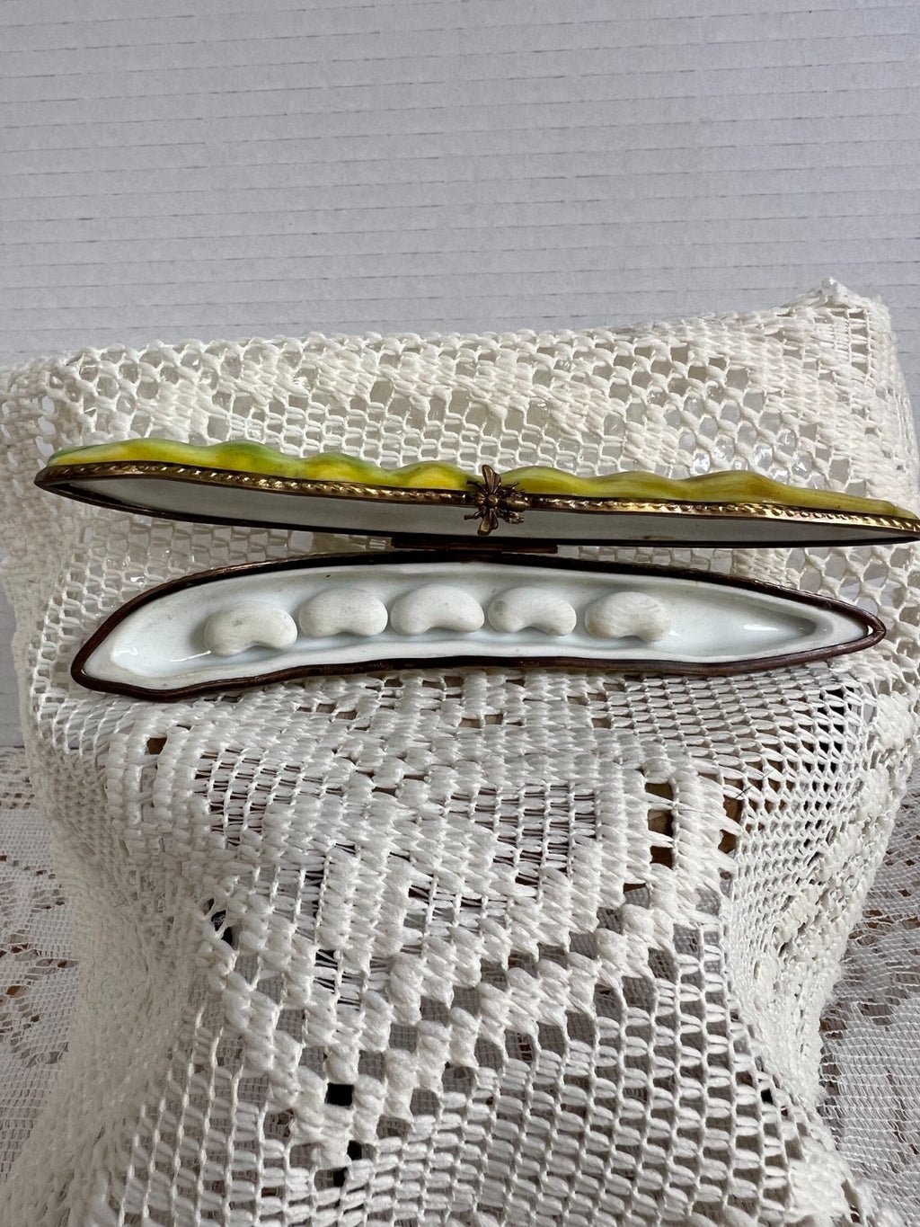 Limoges String Bean Trinket Box