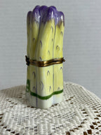 Limoges Big bunch of Asparagus trinket box