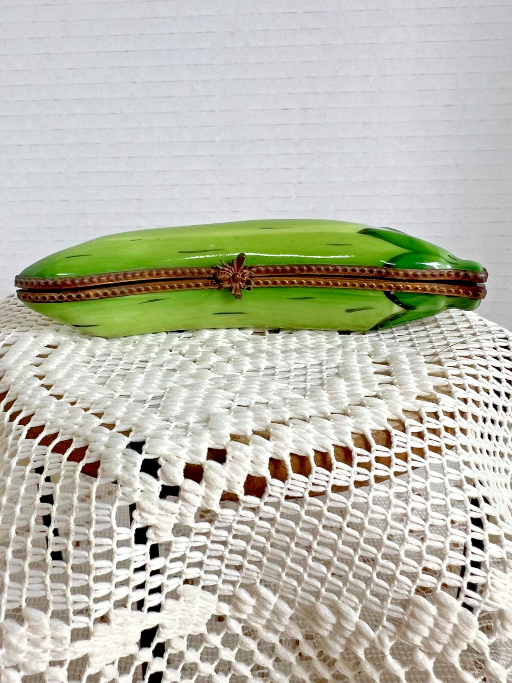 Limoges Trinket Box - Peas in a Pod