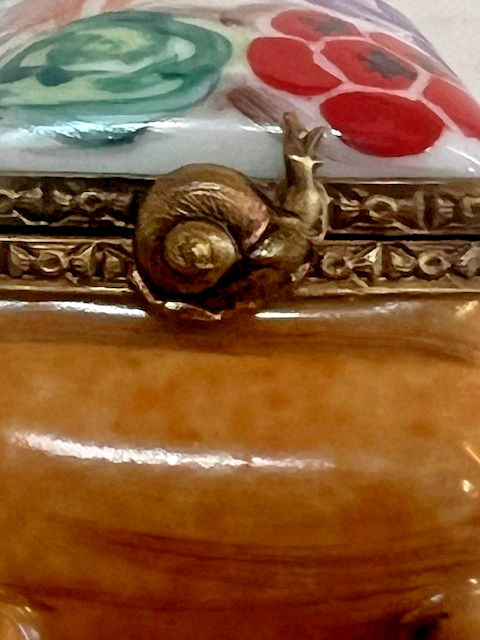 Limoges Trinket Box - Light brown Legumes wheel barrel with snail snap