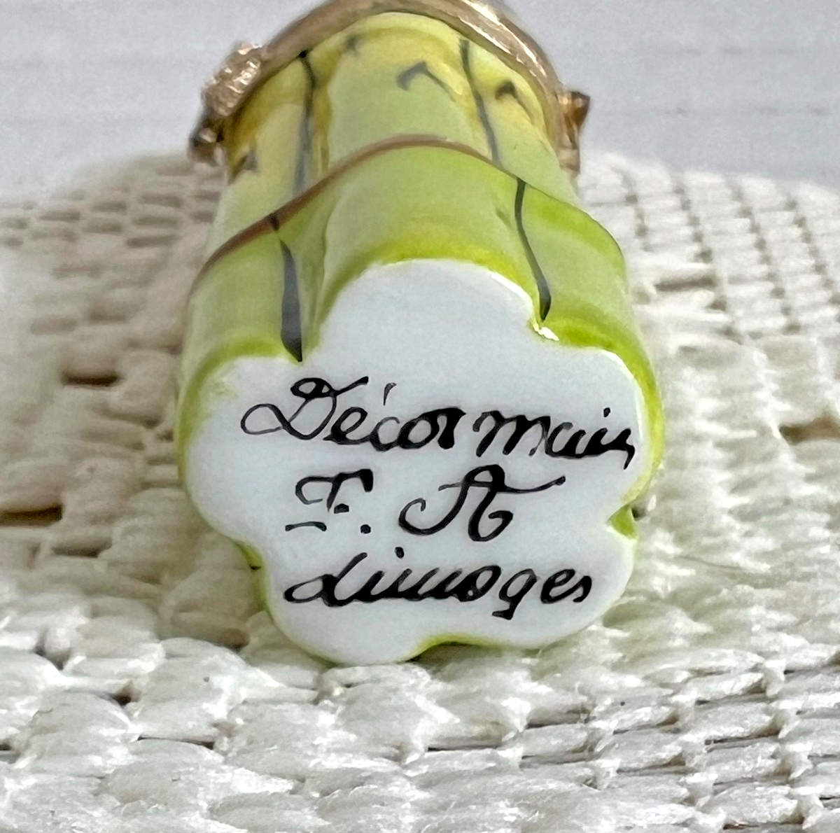 Limoges Trinket Box - Small bundle of asparagus