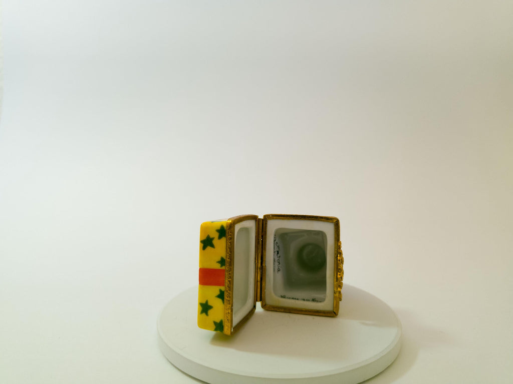 Artoria Limoges three stacked gifts trinket box, hand painted French porcelain Christmas collectible