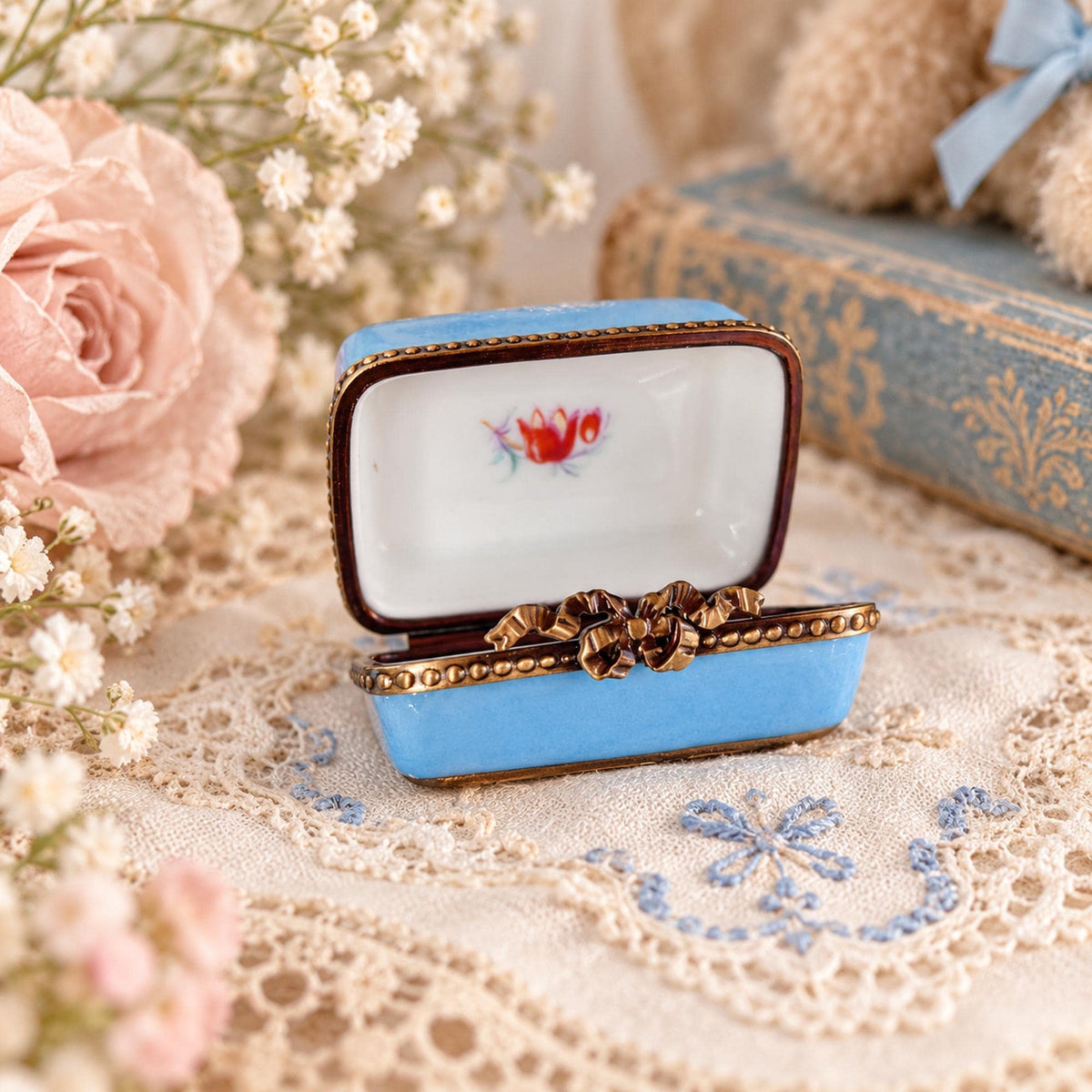 Limoges France Dents de Lait tooth fairy keepsake box, mouse and balloon porcelain trinket box
