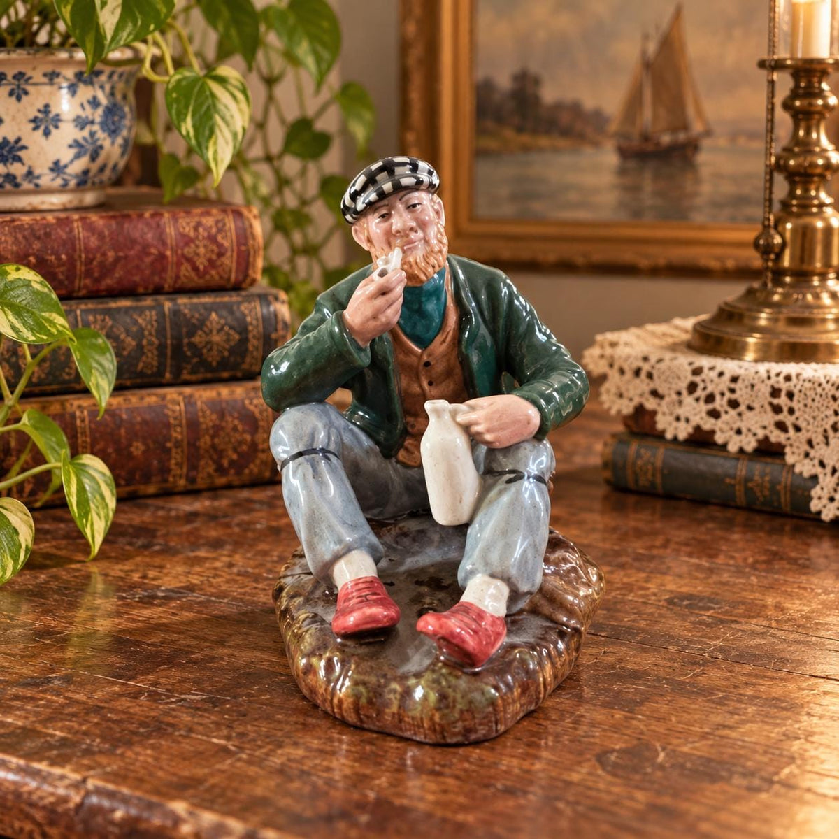 Royal Doulton The Wayfarer HN 2362 porcelain figurine, English character collectible, seated pipe smoker