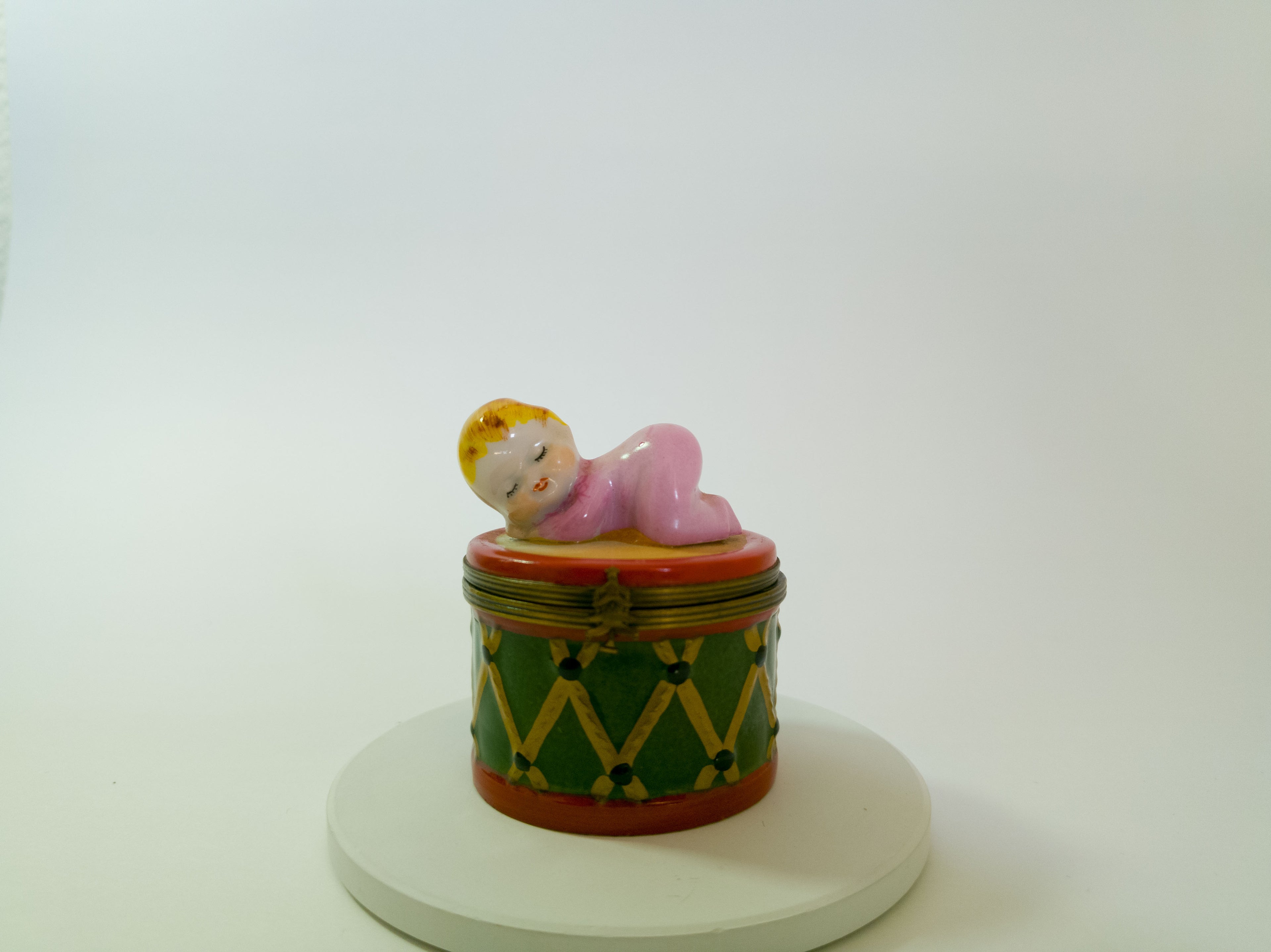 Baby Girl on Drum Limoges - LADYBIRD LAUGH
