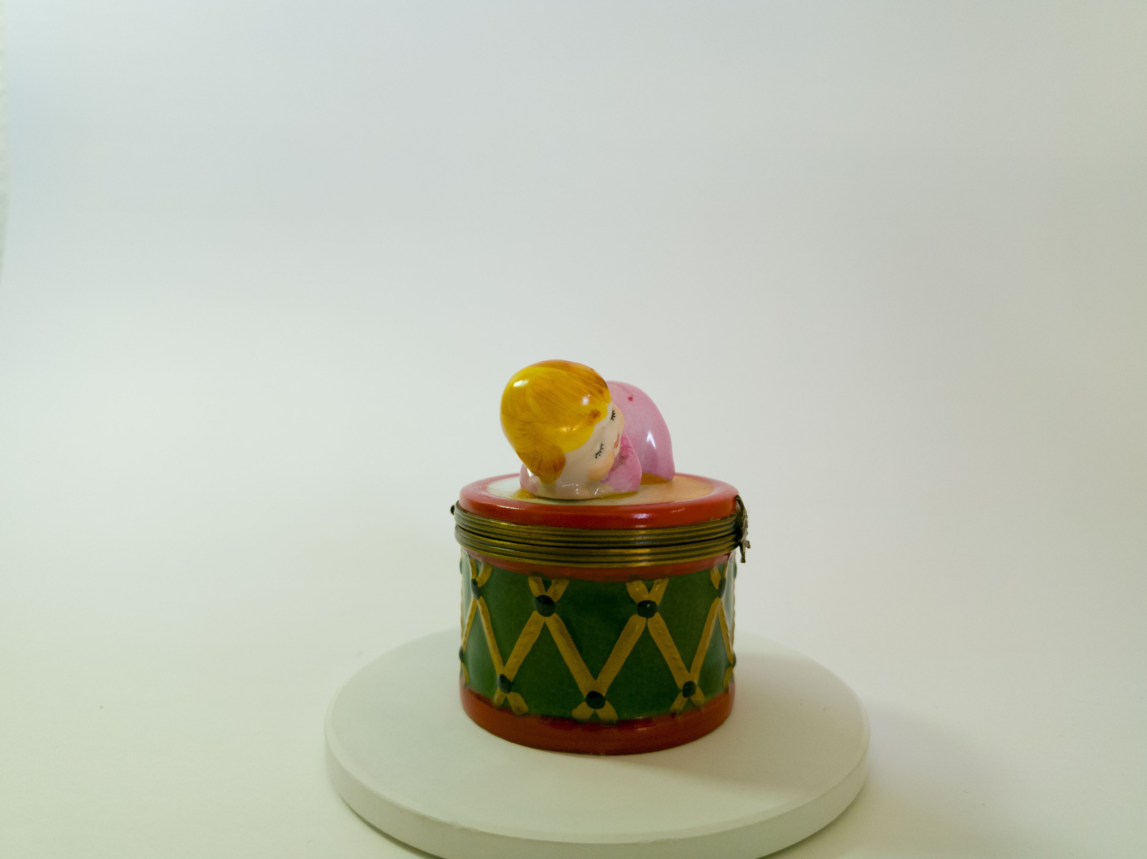 Baby Girl on Drum Limoges - LADYBIRD LAUGH