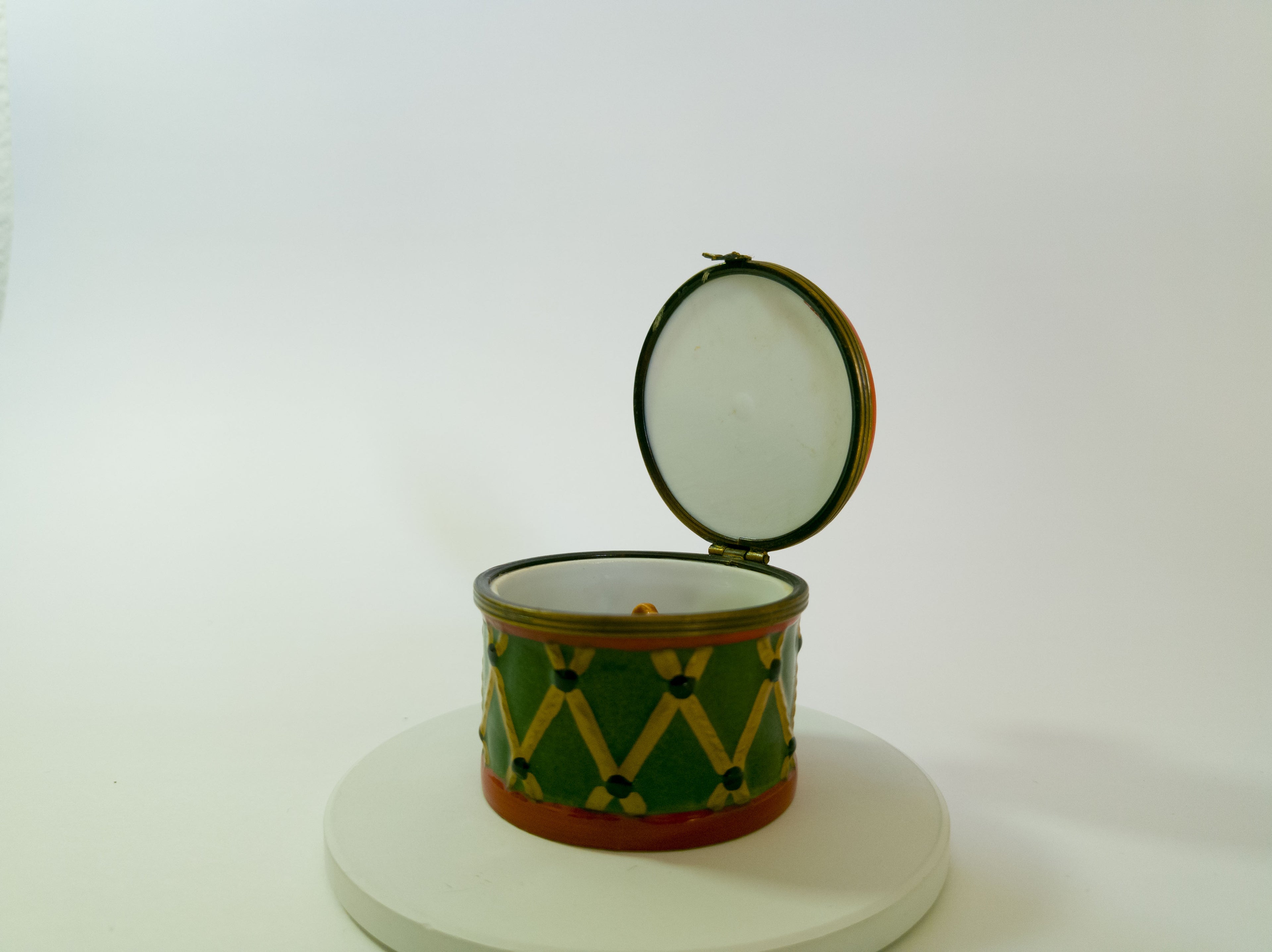Baby Girl on Drum Limoges - LADYBIRD LAUGH