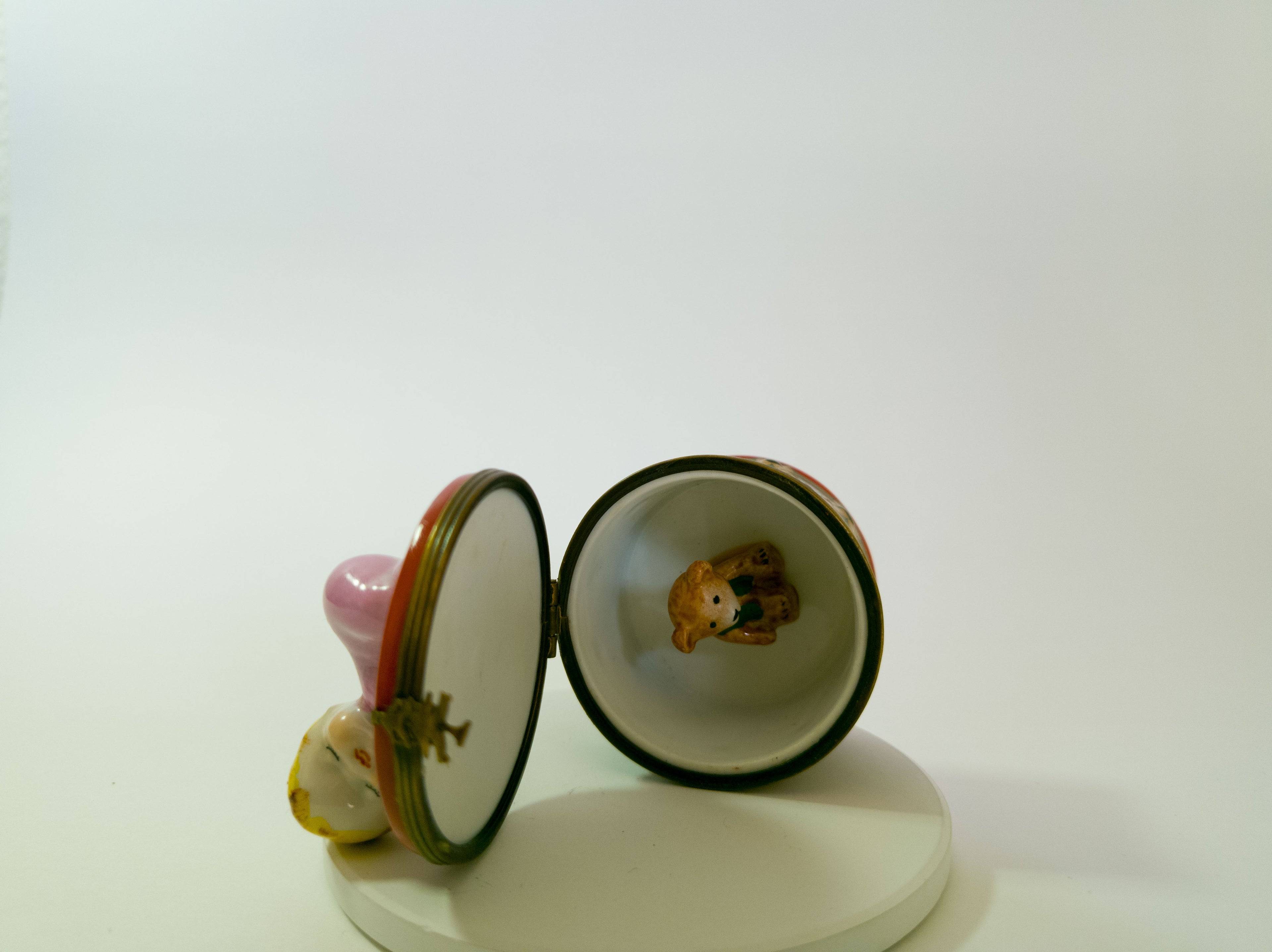 Baby Girl on Drum Limoges - LADYBIRD LAUGH