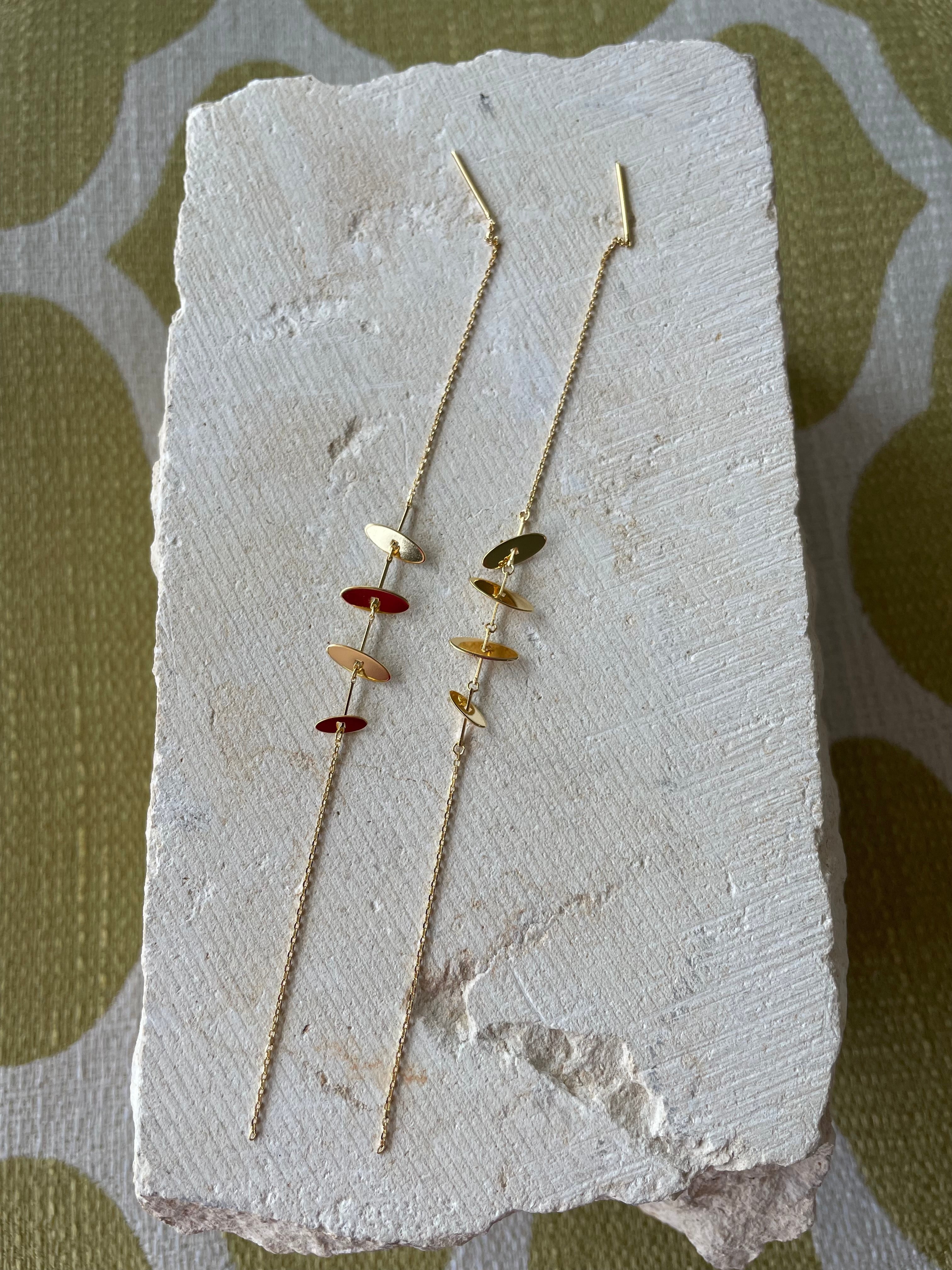 Gold Disk Threader Earrings