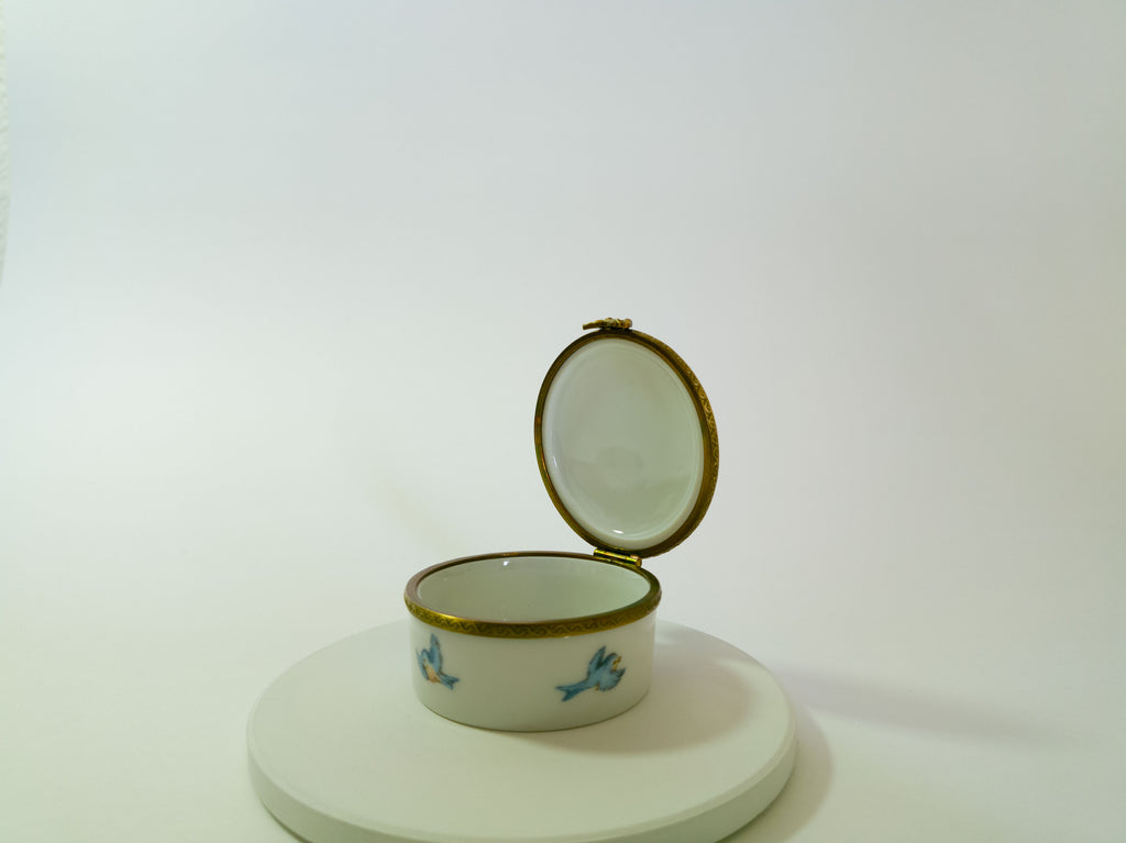 Rochard Limoges Newborn Baby Trinket Box - LADYBIRD LAUGH