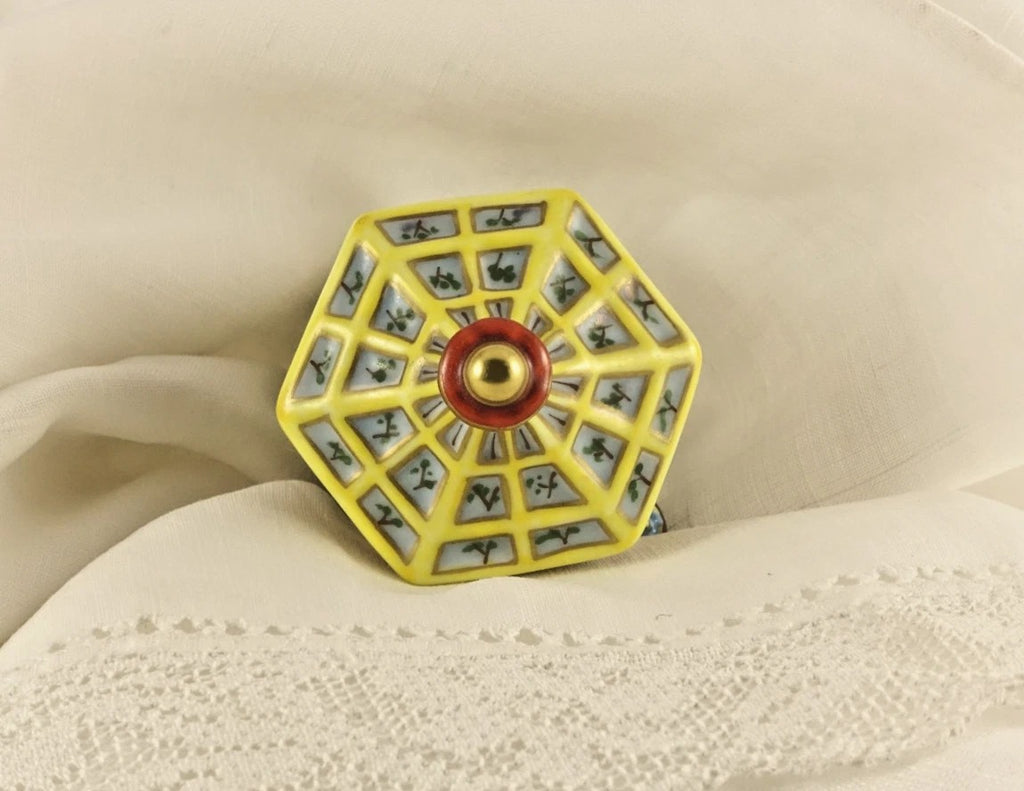 Signed Limoges France Peint Main Greenhouse Gazebo Pagoda Trinket Box - LADYBIRD LAUGH